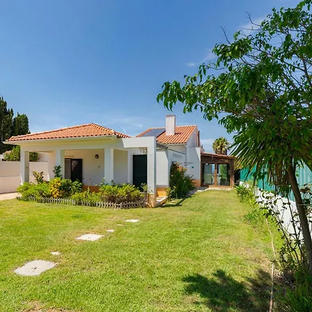 Casa Da Colina, By Match *